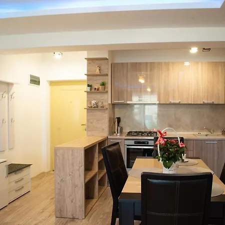 Apartment Ayan Moonlight *