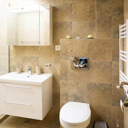 Appartamento Ayan Moonlight *