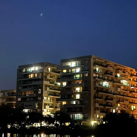Ayan Moonlight Apartment *